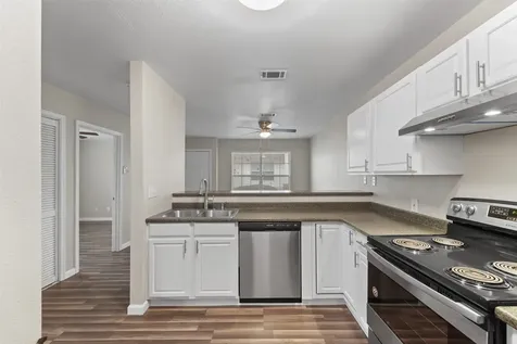 512 Hollyhock Streets 23 Prairie View TX 77484