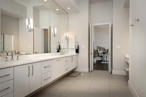 10 Kingscote Way The Woodlands TX 77382