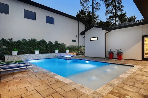 10 Kingscote Way The Woodlands TX 77382