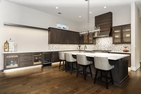 10 Kingscote Way The Woodlands TX 77382