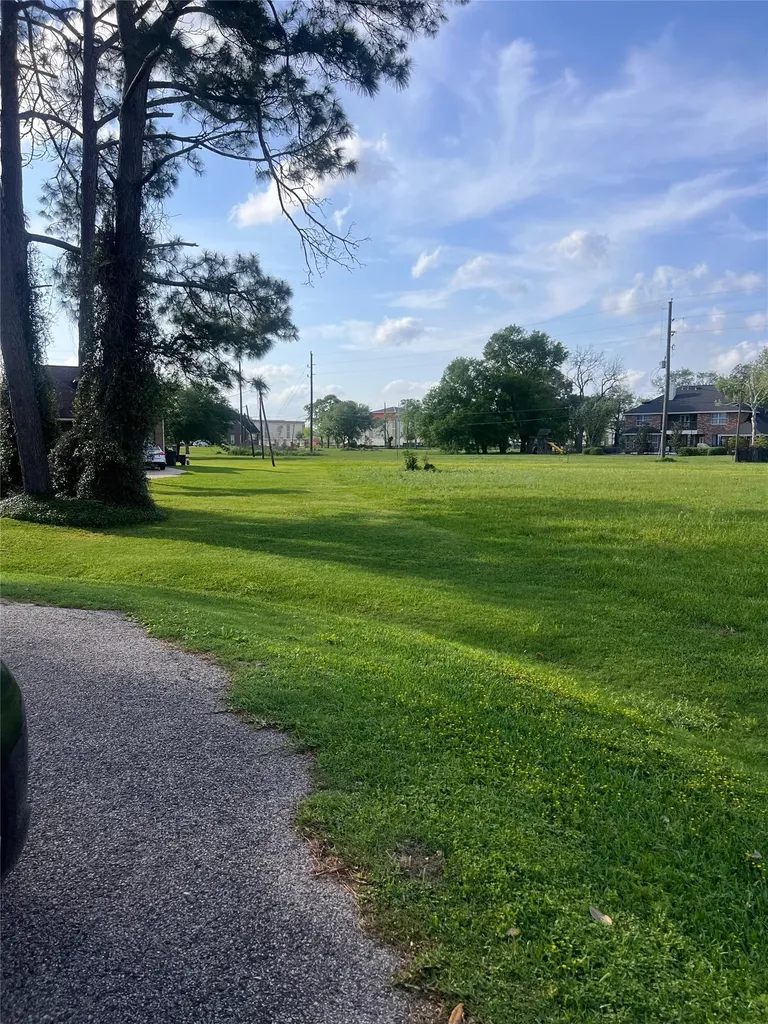 00 Pin Oak Circle Missouri City TX 77459