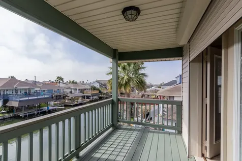 391 Ling Street Bayou Vista TX 77563