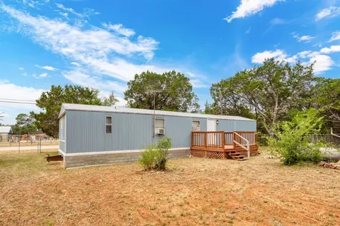 7075 Whartons Dock Road Bandera TX 78003