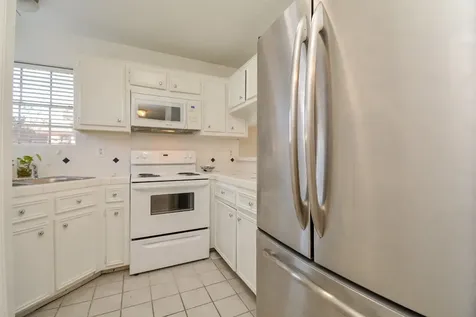 516 Birdsong Drive League City TX 77573