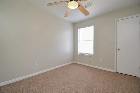 516 Birdsong Drive League City TX 77573