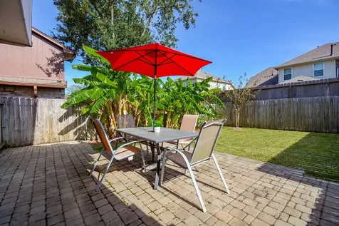 516 Birdsong Drive League City TX 77573