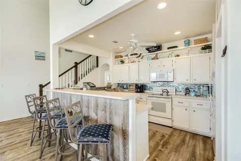 4405 Antigua Galveston TX 77554