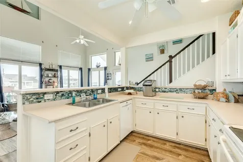 4405 Antigua Galveston TX 77554