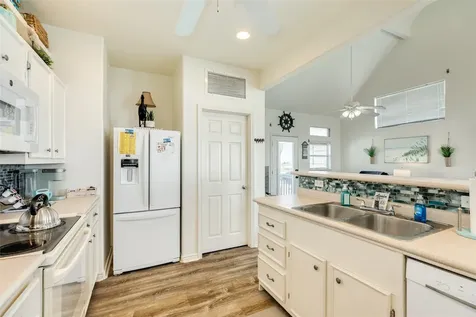 4405 Antigua Galveston TX 77554