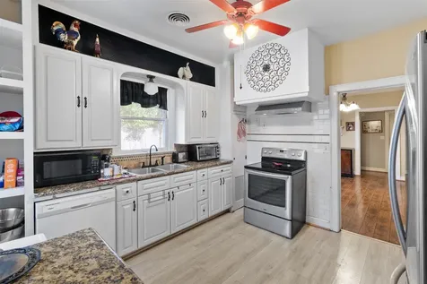 205 Jephson Drive Alvin TX 77511