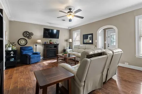 205 Jephson Drive Alvin TX 77511