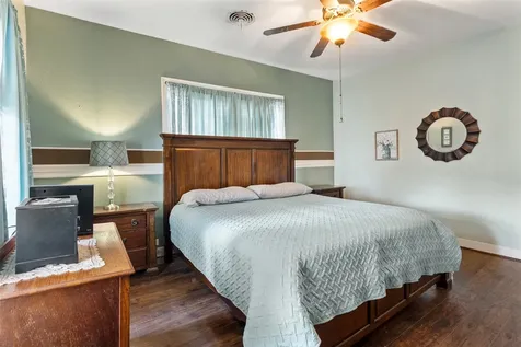 205 Jephson Drive Alvin TX 77511
