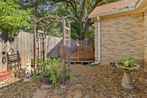 205 Jephson Drive Alvin TX 77511