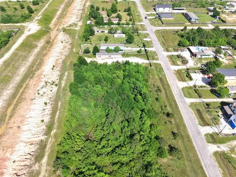 1529 County Road 3540 Cleveland TX 77327