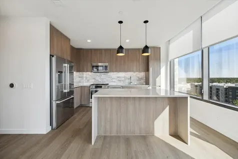 1 Riva Row 1018 The Woodlands TX 77380
