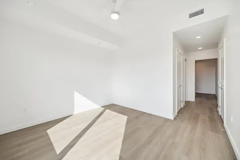1 Riva Row 1018 The Woodlands TX 77380