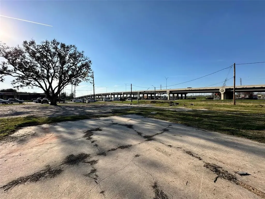 6511 Fm 1464 Road Richmond TX 77407