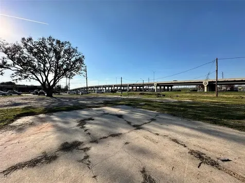 6511 Fm 1464 Road Richmond TX 77407