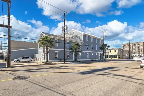 405 24th Street 201 Galveston TX 77550