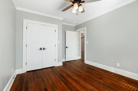 405 24th Street 201 Galveston TX 77550