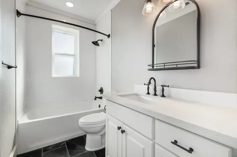 405 24th Street 201 Galveston TX 77550