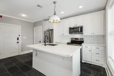 405 24th Street 201 Galveston TX 77550