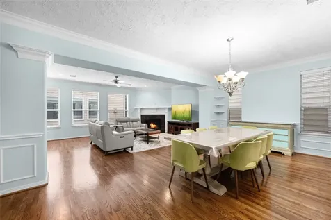 3410 Skyline Village Drive Houston TX 77057
