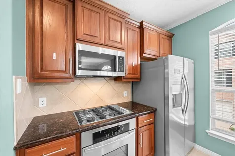 3410 Skyline Village Drive Houston TX 77057