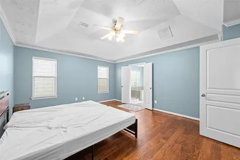 3410 Skyline Village Drive Houston TX 77057