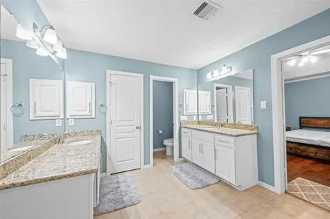 3410 Skyline Village Drive Houston TX 77057