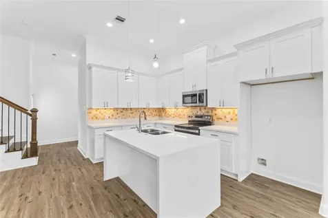 7805 Farnsworth Street B Houston TX 77022