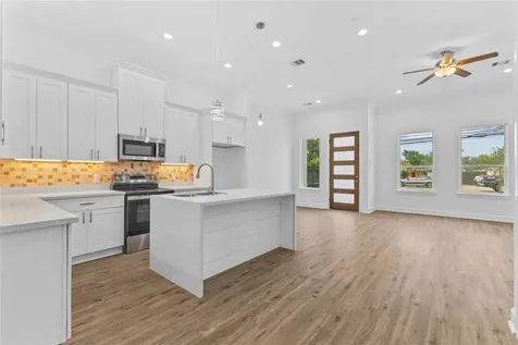 7805 Farnsworth Street B Houston TX 77022