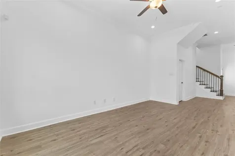 7805 Farnsworth Street B Houston TX 77022