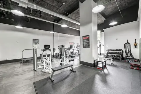 915 Franklin Street 7c Houston TX 77002