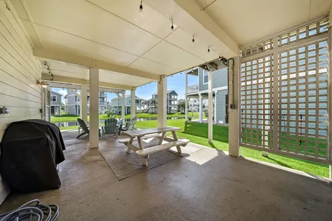 4139 King Rail Circle Galveston TX 77554