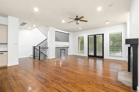 1605 W 14th Street Houston TX 77008