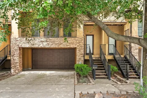 1605 W 14th Street Houston TX 77008