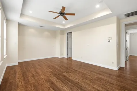 1605 W 14th Street Houston TX 77008
