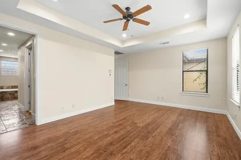 1605 W 14th Street Houston TX 77008