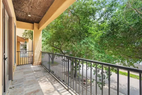 1605 W 14th Street Houston TX 77008