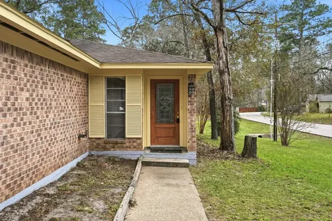 20 Moon Valley Court Conroe TX 77304