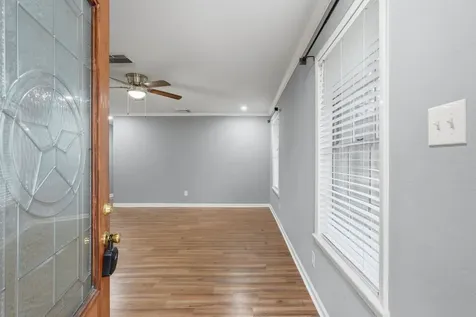 20 Moon Valley Court Conroe TX 77304