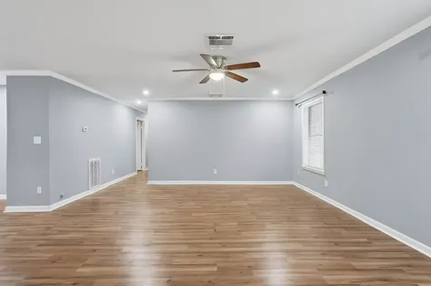 20 Moon Valley Court Conroe TX 77304