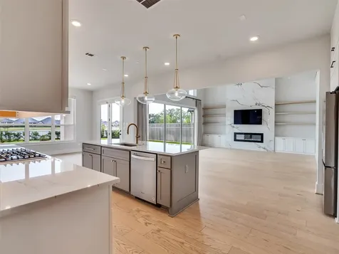 10322 Forest Lake Drive Missouri City TX 77459