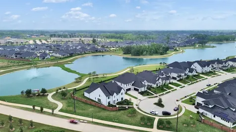 10322 Forest Lake Drive Missouri City TX 77459