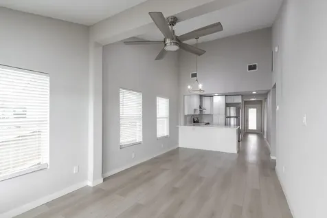 2830 Bay Oaks Harbor Drive Baytown TX 77523