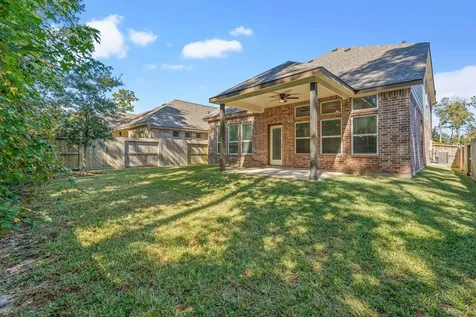143 Scarlet Maple Court Conroe TX 77318
