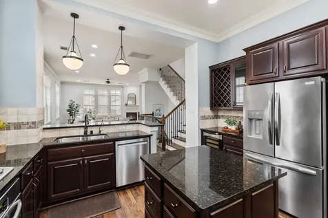 1621 W 23rd Street B Houston TX 77008