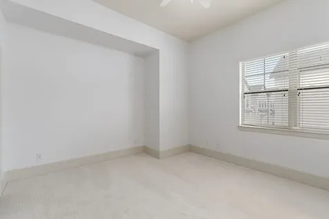 1621 W 23rd Street B Houston TX 77008