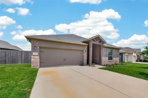 4519 Crescent Lake Circle Baytown TX 77521